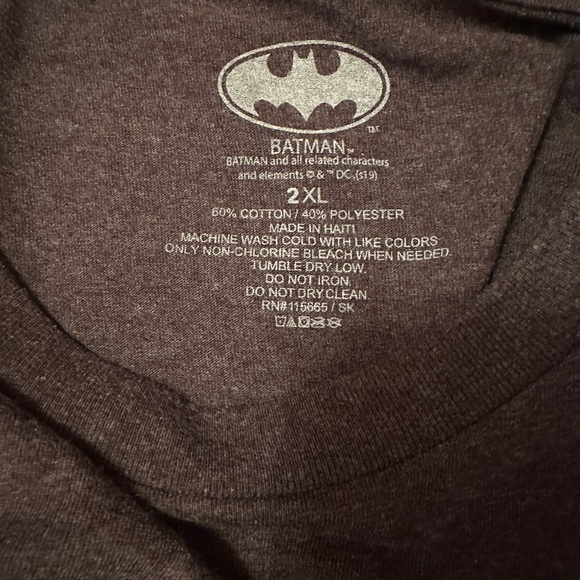 NWT, Mens Batman Shirt, 2XL - Picture 2 of 2